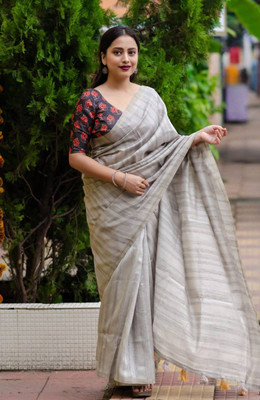 Tasrika Self Design Bollywood Art Silk Saree(Grey)