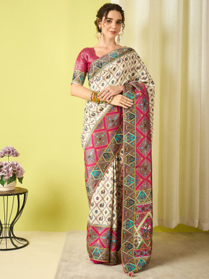 Tasrika Woven Banarasi Viscose Rayon Saree(Cream)