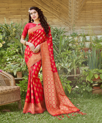 Sareemall Woven Banarasi Silk Blend Saree(Red)