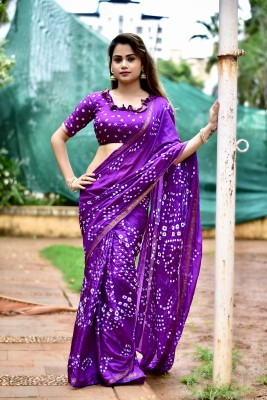 Dharmata Enterprise Self Design Bandhani Art Silk Saree(Purple)