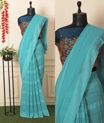 Vichitra Self Design Bollywood Silk Blend Saree(Blue)