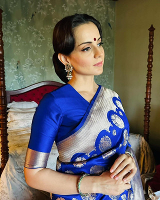 LAVISHBOI Solid/Plain Saree with Attached Blouse Art Silk Saree(Multicolor)