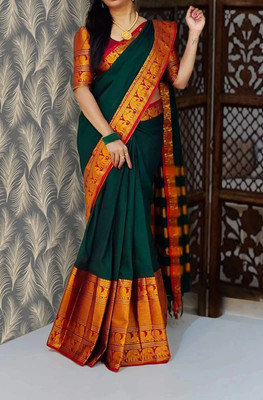 Magneitta Striped Kanjivaram Tissue, Cotton Silk Saree(Dark Green)