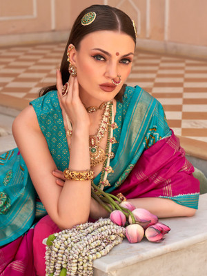 Sareemall Woven Patola Silk Blend Saree(Pink)