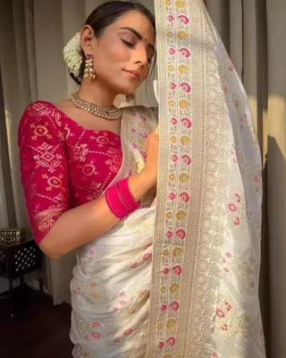 Suali Woven Banarasi Cotton Silk Saree(White)