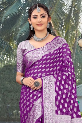 DHRUVIL TEXTILES Dyed Banarasi Georgette Saree(Multicolor)