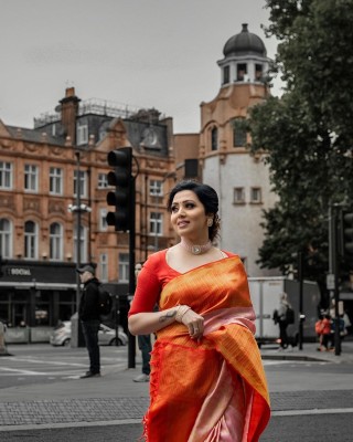 Vihaana Enterprise Woven Banarasi Jacquard Saree(Orange)