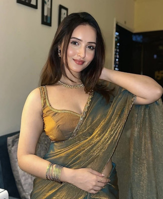 MINE CHOICE Self Design, Solid/Plain Daily Wear Jimmy choo Saree(Gold, Green)