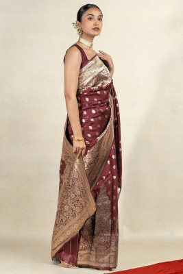 SUBHAM Woven, Embellished Banarasi Silk Blend Saree(Maroon, Gold)