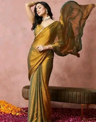 Zeekha Solid/Plain Bollywood Silk Blend Saree(Gold)