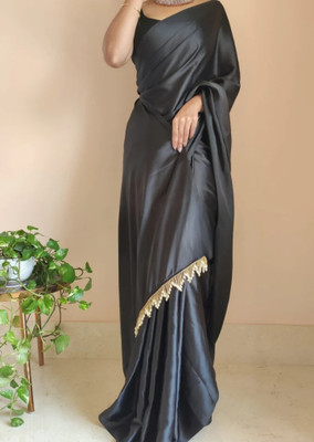 PD CLOTH VILLA Solid/Plain Bollywood Satin, Silk Blend Saree(Black)