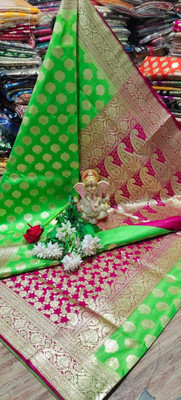 Dulhan Collection Paisley Banarasi Silk Blend Saree(Red, Green)