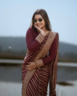JJ Synthetics Woven Banarasi Art Silk Saree(Maroon)