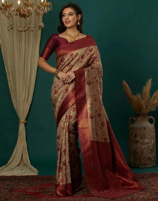 AVANTIKA FASHION Woven Kanjivaram Pure Silk, Art Silk Saree(Cream, Maroon)