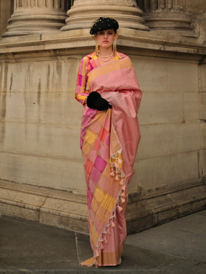 Divastri Woven Banarasi Silk Blend Saree(Pink)