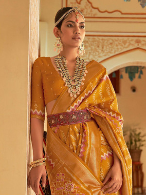 ANOUK Printed Ikkat Silk Blend Saree(Yellow)