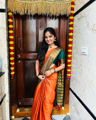 Fashion Club Collection Woven Maheshwari Cotton Silk Saree(Orange)