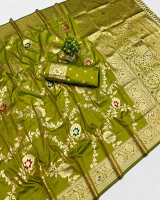 DIVINE JUNCTION WEAR Woven, Self Design, Paisley, Floral Print Banarasi Satin Saree(Green)