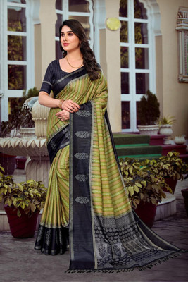 Radha Rani Prints Printed Daily Wear Cotton Blend Saree(Black)