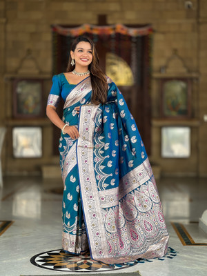 Yogik Creation Floral Print Banarasi Silk Blend Saree(Blue)