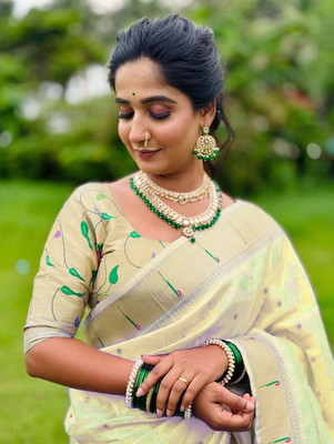 Fashion Club Collection Self Design, Woven Paithani Nylon, Jacquard Saree(Cream)