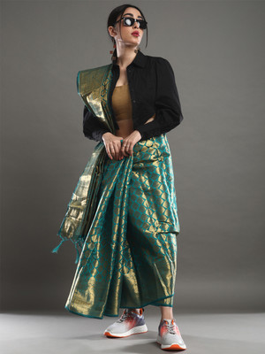 Divastri Woven Daily Wear Art Silk Saree(Dark Blue)
