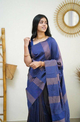 PITHAVADIWALA Printed, Self Design, Temple Border, Embroidered, Woven, Solid/Plain Dharmavaram Jacquard, Pure Silk Saree(Blue)