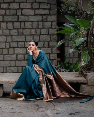 YASHIKA Printed, Self Design Banarasi Cotton Silk, Jacquard Saree(Blue)