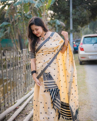 VRAJ CREATION Woven Mekhela Chador Pure Silk Saree(Cream)