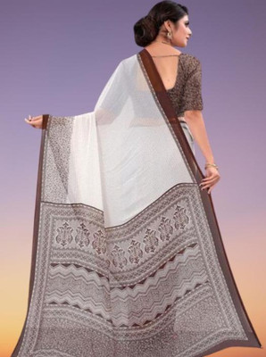 het designer studio Printed Banarasi Georgette Saree(Brown)