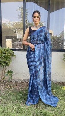 ZILVIRA Striped Bollywood Georgette Saree(Blue)