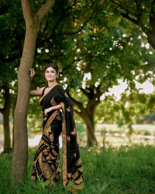 Sheden Lopez Creation Woven Mekhela Chador Pure Cotton Saree(Black)