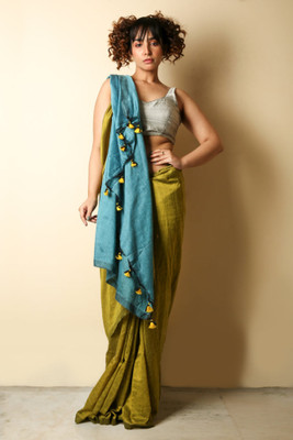 SLAGHA Solid/Plain, Self Design, Color Block Bollywood Handloom Cotton Blend Saree(Light Blue, Blue)