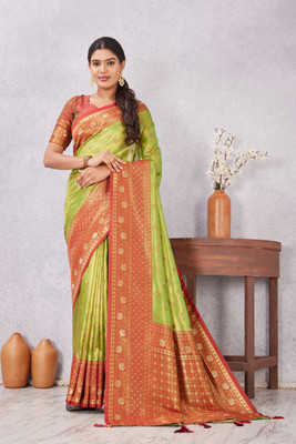 Heirlooms Woven Kanjivaram Pure Silk Saree(Green)