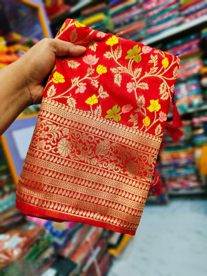 Pashmina Floral Print Saree with Attached Blouse Khadi, Pure Silk Saree(Red)