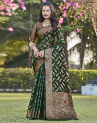 Divastri Woven, Self Design Banarasi Organza, Jacquard Saree(Dark Green, Gold)