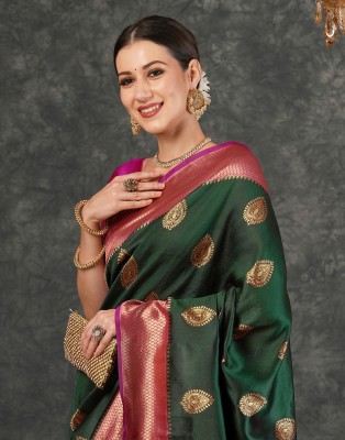 Samah Woven, Embellished Kanjivaram Silk Blend, Jacquard Saree(Dark Green)