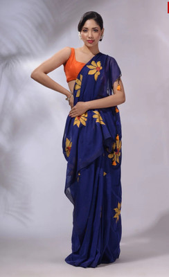 sdn Floral Print Tant Handloom Cotton Blend Saree(Blue)