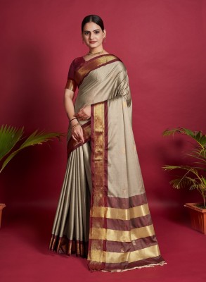 Verviza Woven, Embellished Kanjivaram Pure Silk Saree(Beige, Maroon)