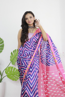 shiv textiles Printed Bollywood Pure Cotton Saree(Blue)