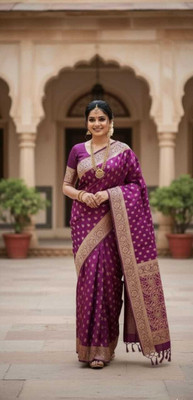 SnehaWomensWear Printed Banarasi Silk Blend Saree(Purple)