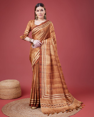 Divastri Digital Print Banarasi Silk Blend Saree(Brown)