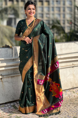 ROOP LAVANYA Woven Paithani Jacquard, Art Silk Saree(Dark Green)
