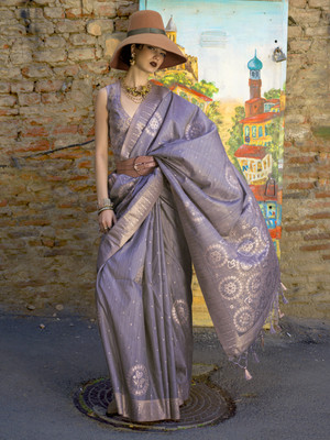 Divastri Woven Banarasi Silk Blend Saree(Purple)