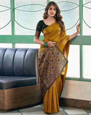 hitesh pahuja Embroidered Banarasi Cotton Silk Saree(Mustard)