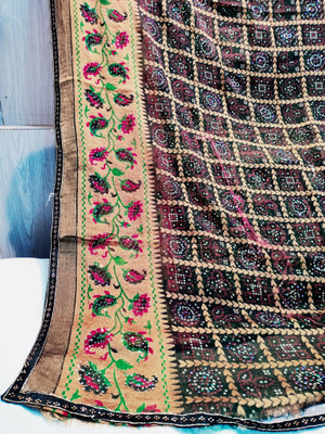 Madhur milan Printed Bollywood Brasso Saree(Black)