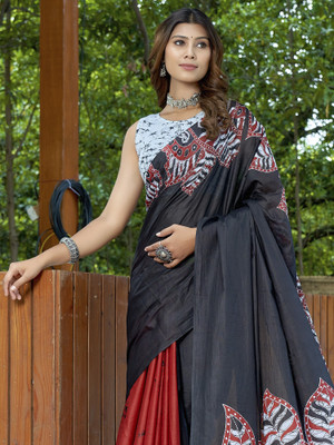 Divastri Printed Bollywood Cotton Blend Saree(Black)