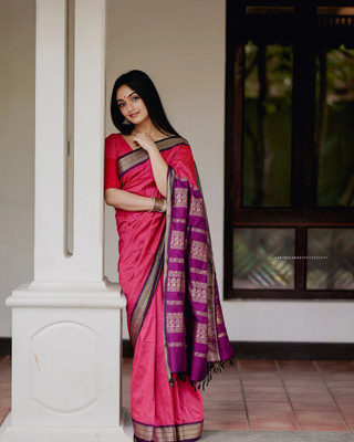 Juhi Collection Self Design Banarasi Art Silk Saree(Pink)
