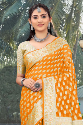 DHRUTI TEXTILES Dyed Banarasi Georgette Saree(Multicolor)