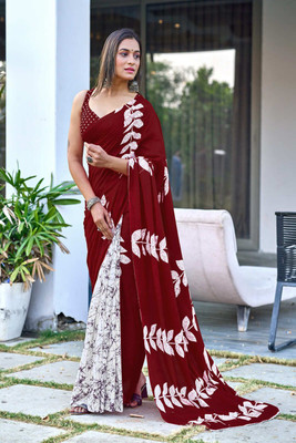 LVORYVERSE Printed Ikkat Mulmul, Pure Cotton Saree(Maroon, White)